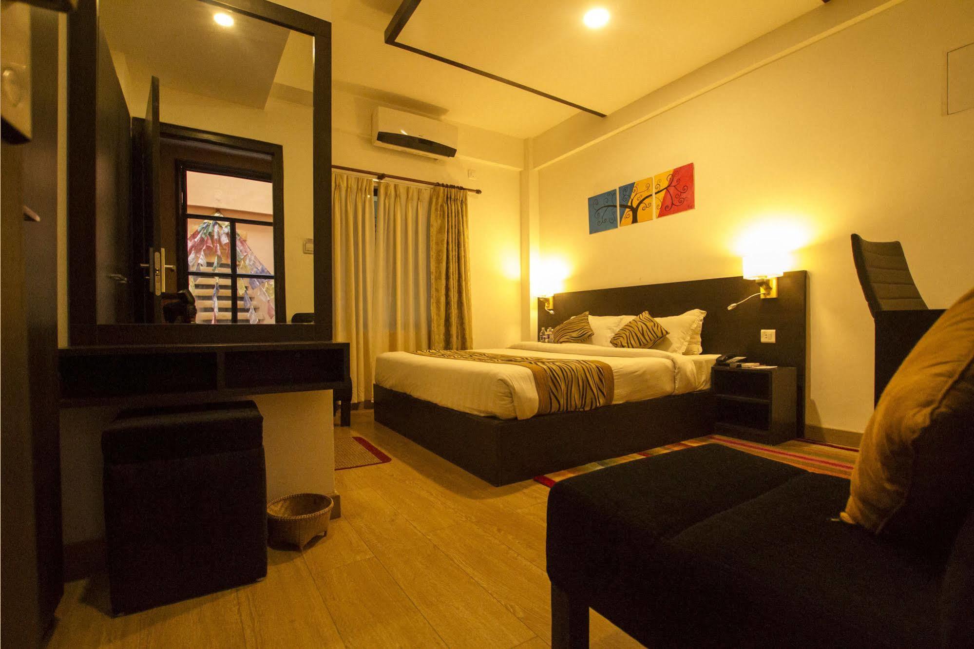 Gaju Suite Hotel Katmandu Eksteriør bilde