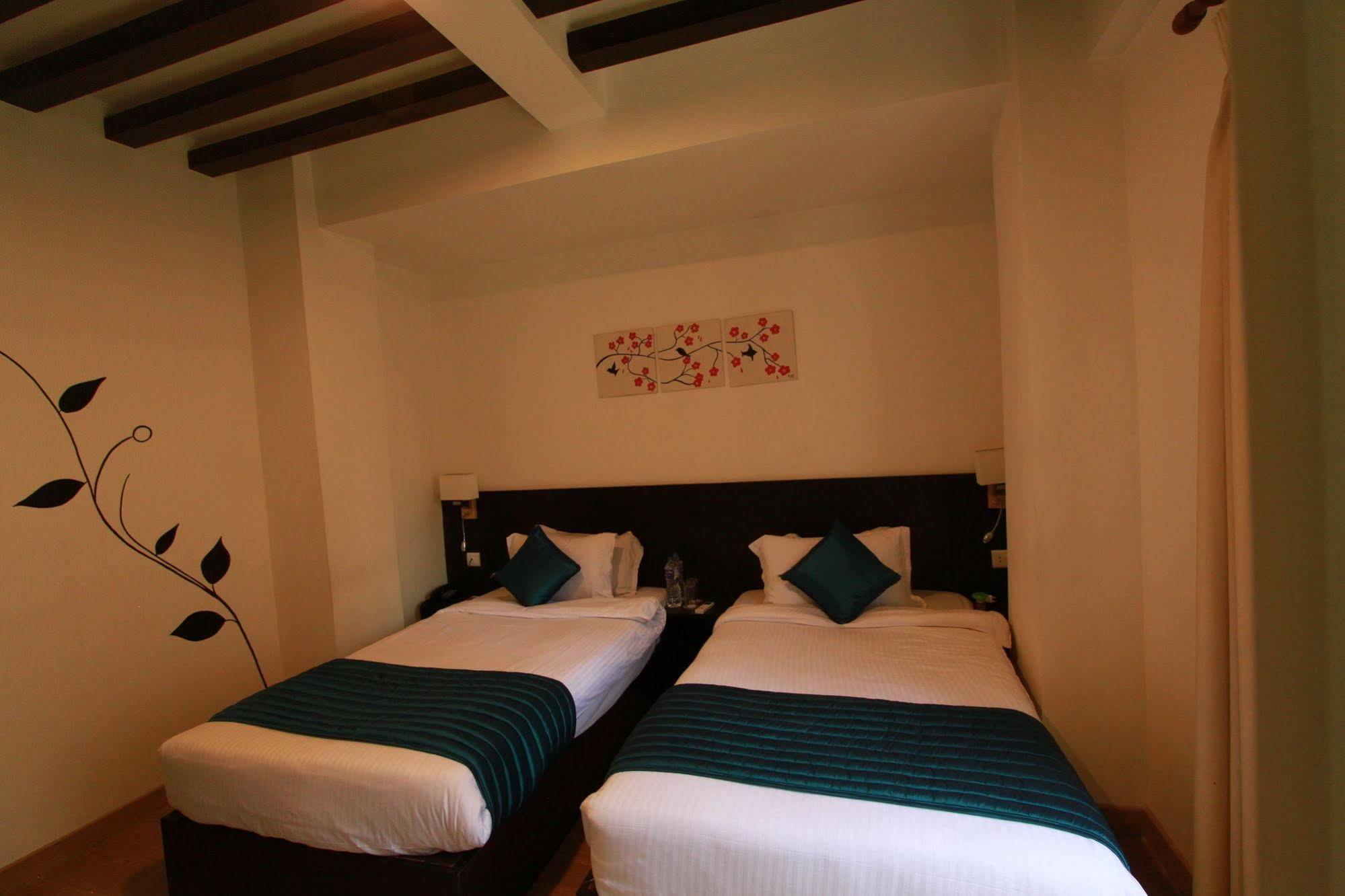 Gaju Suite Hotel Katmandu Eksteriør bilde
