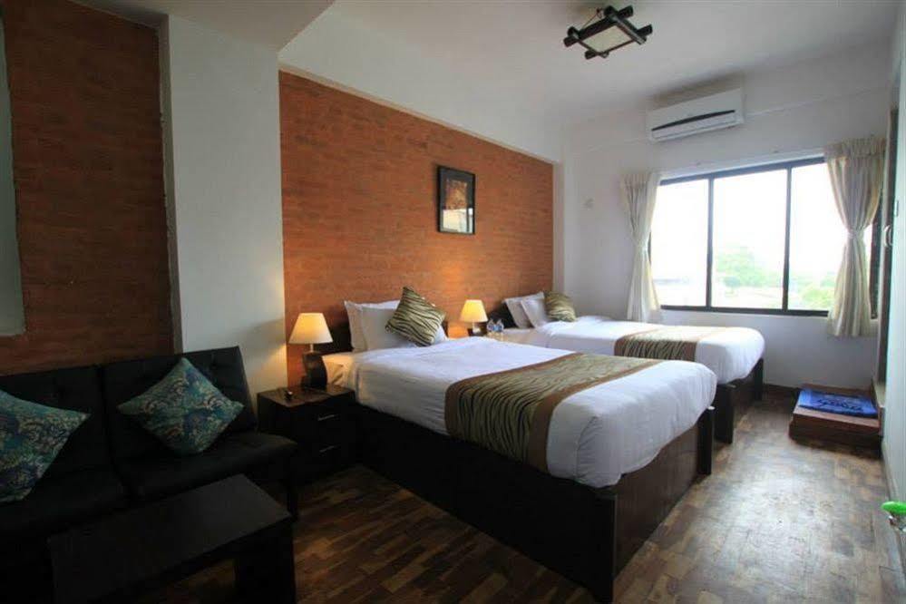 Gaju Suite Hotel Katmandu Eksteriør bilde
