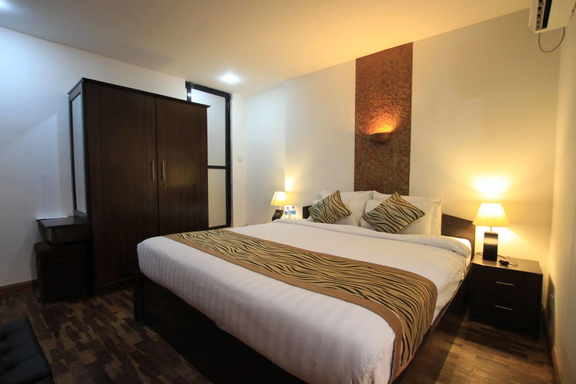Gaju Suite Hotel Katmandu Eksteriør bilde